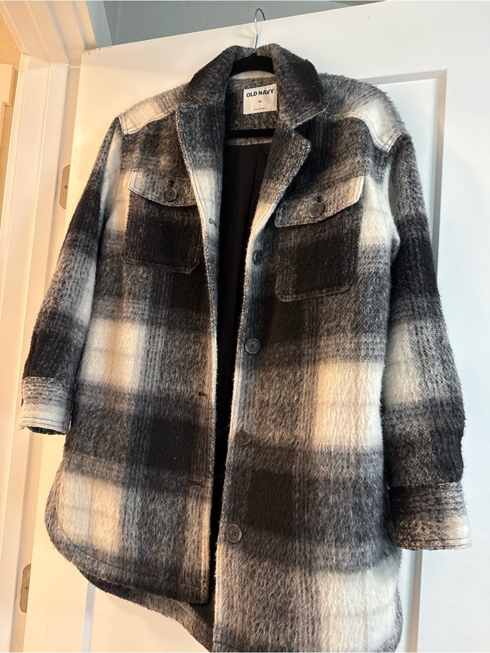Old Navy Gray & Black Plaid Coat